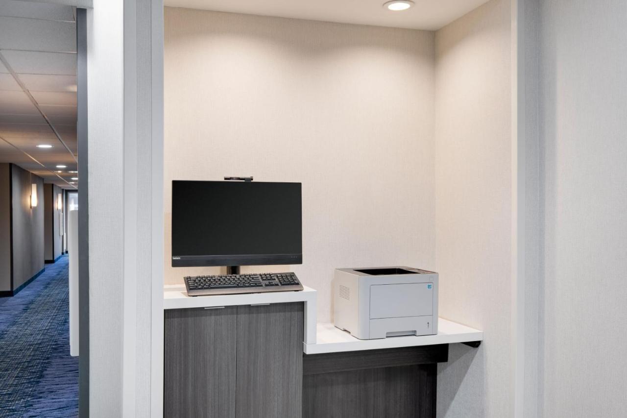 Fairfield Inn And Suites Уилсон Экстерьер фото